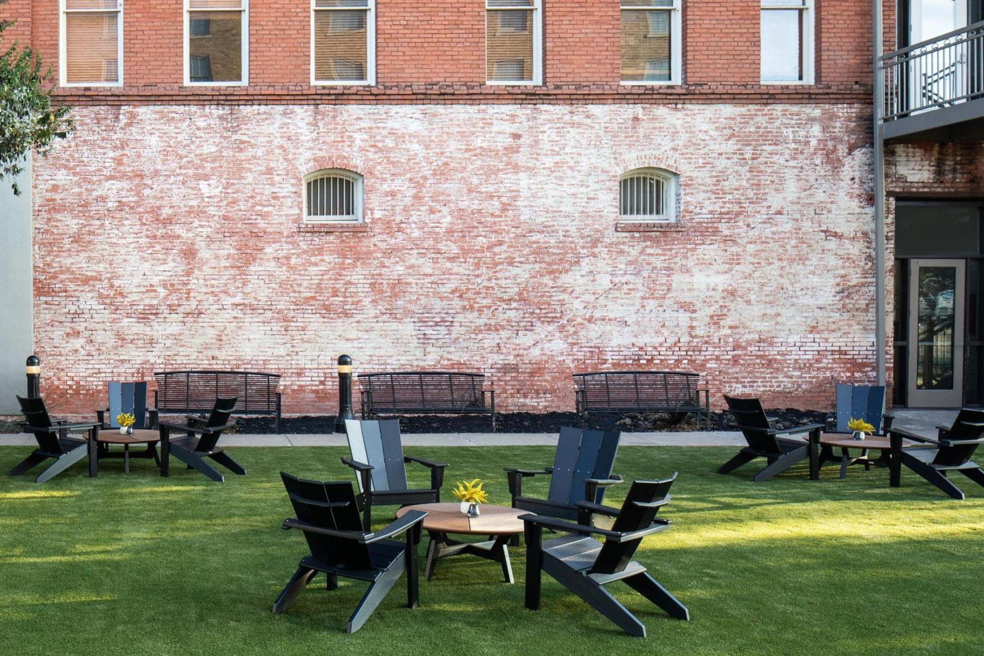 The Lasalle Hotel, Bryan College Station, A Tribute Portfolio Hotel 외부 사진