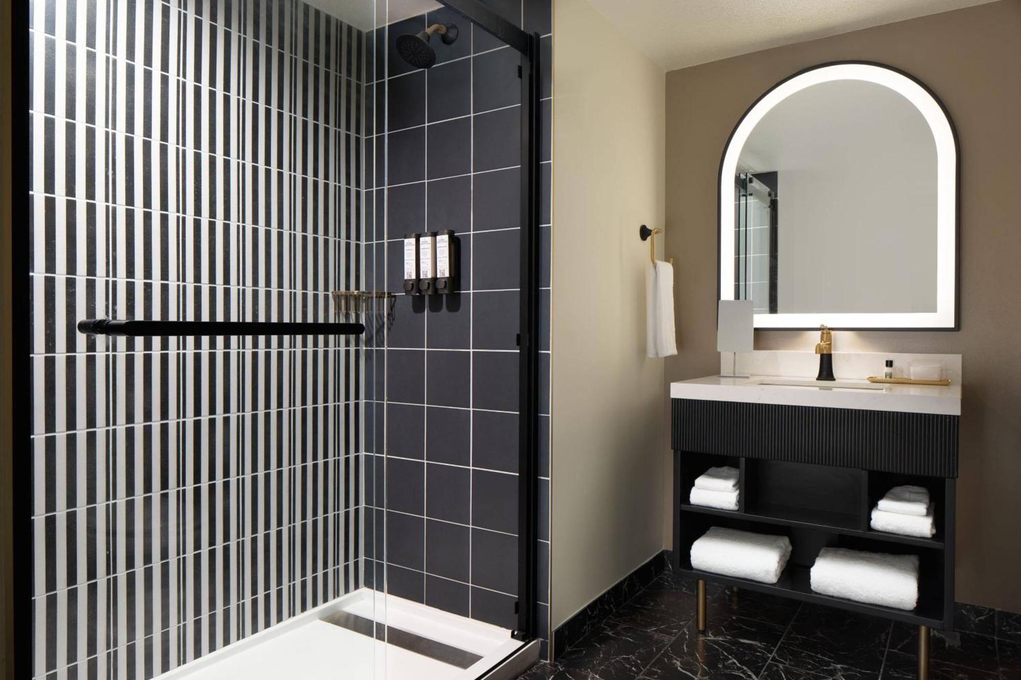 The Lasalle Hotel, Bryan College Station, A Tribute Portfolio Hotel 외부 사진