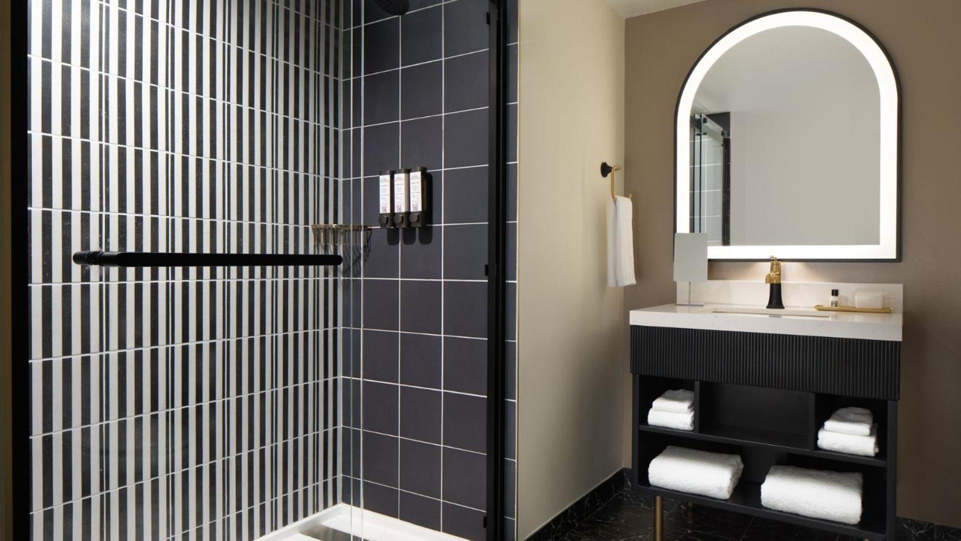 The Lasalle Hotel, Bryan College Station, A Tribute Portfolio Hotel 외부 사진